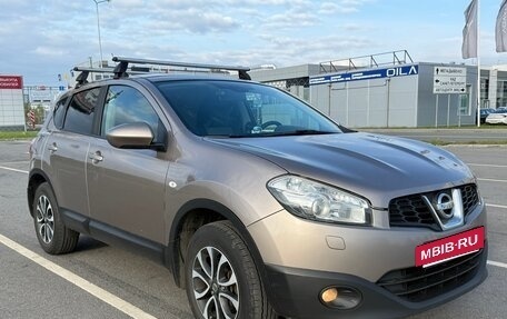 Nissan Qashqai, 2010 год, 990 000 рублей, 2 фотография