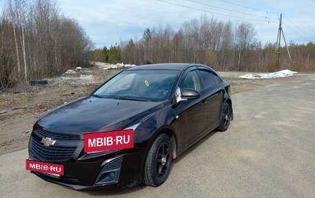 Chevrolet Cruze II, 2013 год, 750 000 рублей, 4 фотография