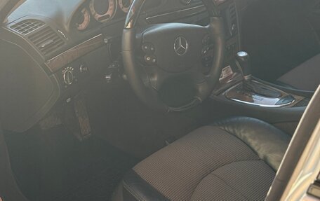 Mercedes-Benz E-Класс, 2002 год, 1 150 000 рублей, 13 фотография