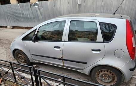 Mitsubishi Colt VI рестайлинг, 2004 год, 180 000 рублей, 3 фотография