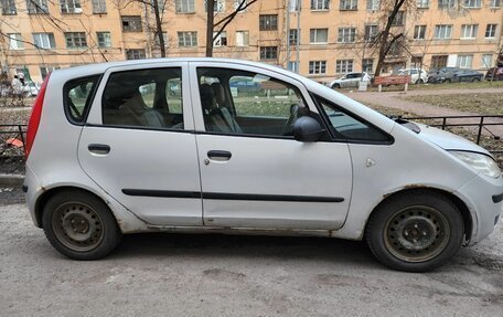 Mitsubishi Colt VI рестайлинг, 2004 год, 180 000 рублей, 4 фотография