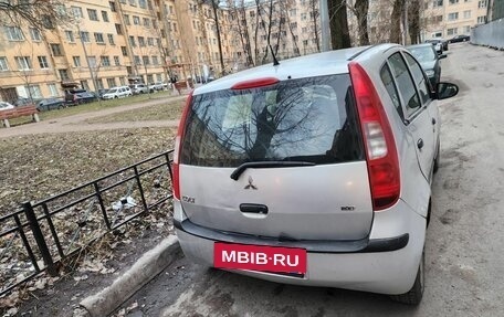 Mitsubishi Colt VI рестайлинг, 2004 год, 180 000 рублей, 2 фотография