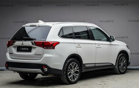 Mitsubishi Outlander III рестайлинг 3, 2018 год, 2 279 000 рублей, 2 фотография