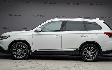 Mitsubishi Outlander III рестайлинг 3, 2018 год, 2 279 000 рублей, 5 фотография