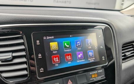 Mitsubishi Outlander III рестайлинг 3, 2018 год, 2 279 000 рублей, 16 фотография