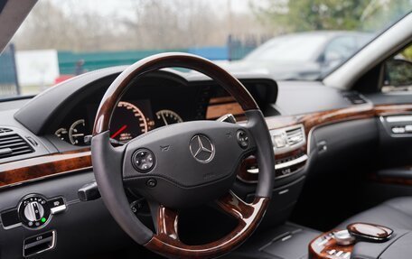 Mercedes-Benz S-Класс, 2006 год, 2 600 000 рублей, 18 фотография