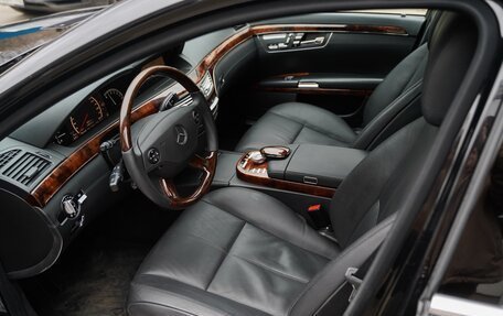 Mercedes-Benz S-Класс, 2006 год, 2 600 000 рублей, 16 фотография