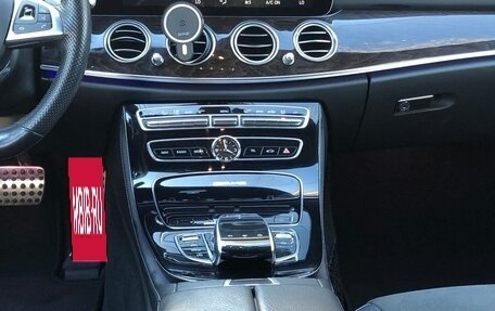 Mercedes-Benz E-Класс, 2017 год, 3 450 000 рублей, 17 фотография
