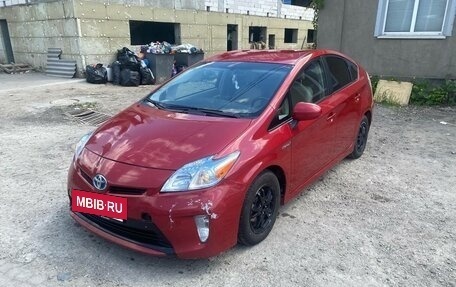 Toyota Prius, 2011 год, 1 139 000 рублей, 3 фотография