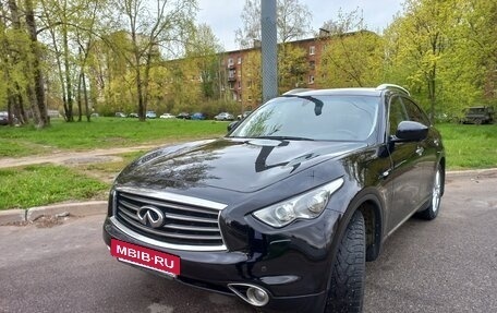 Infiniti FX II, 2012 год, 1 600 000 рублей, 7 фотография