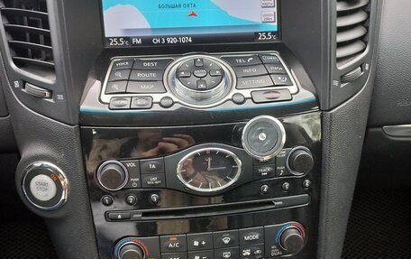 Infiniti FX II, 2012 год, 1 600 000 рублей, 14 фотография