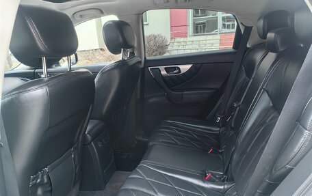 Infiniti FX II, 2009 год, 1 780 000 рублей, 13 фотография
