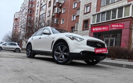 Infiniti FX II, 2009 год, 1 780 000 рублей, 19 фотография