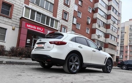 Infiniti FX II, 2009 год, 1 780 000 рублей, 23 фотография