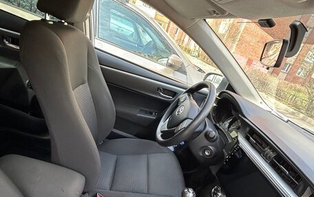 Toyota Corolla, 2014 год, 1 630 000 рублей, 6 фотография