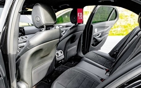 Mercedes-Benz E-Класс, 2021 год, 6 400 000 рублей, 19 фотография