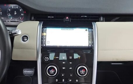 Land Rover Discovery Sport I рестайлинг, 2022 год, 2 333 000 рублей, 12 фотография
