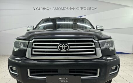 Toyota Sequoia II рестайлинг, 2018 год, 6 300 000 рублей, 4 фотография