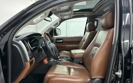Toyota Sequoia II рестайлинг, 2018 год, 6 300 000 рублей, 14 фотография