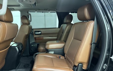 Toyota Sequoia II рестайлинг, 2018 год, 6 300 000 рублей, 17 фотография