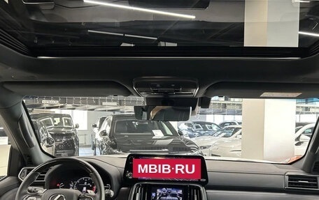 Lexus LX, 2023 год, 16 999 900 рублей, 4 фотография