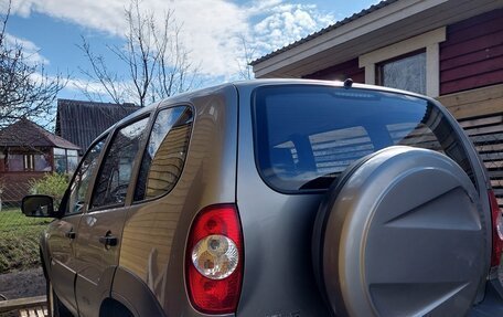 Chevrolet Niva I рестайлинг, 2015 год, 670 000 рублей, 2 фотография