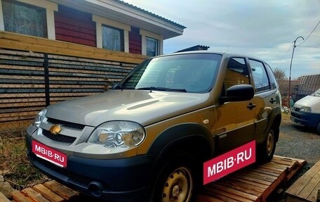 Chevrolet Niva I рестайлинг, 2015 год, 670 000 рублей, 10 фотография