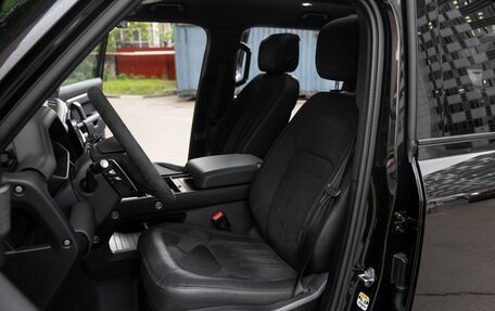 Land Rover Defender II, 2023 год, 17 500 000 рублей, 12 фотография