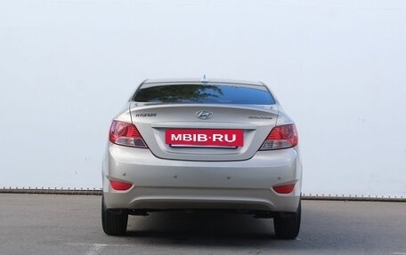 Hyundai Solaris II рестайлинг, 2011 год, 680 000 рублей, 6 фотография