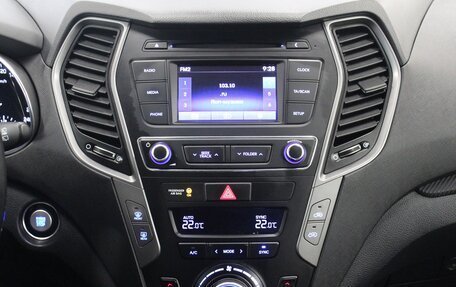 Hyundai Santa Fe III рестайлинг, 2018 год, 2 490 000 рублей, 12 фотография