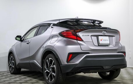 Toyota C-HR I рестайлинг, 2020 год, 2 230 000 рублей, 6 фотография