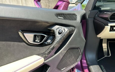 Lamborghini Huracán, 2022 год, 26 400 000 рублей, 10 фотография