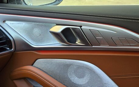 BMW 8 серия, 2022 год, 9 000 000 рублей, 16 фотография