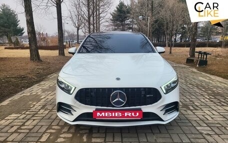 Mercedes-Benz A-Класс, 2022 год, 2 900 000 рублей, 2 фотография