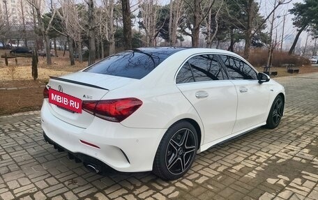 Mercedes-Benz A-Класс, 2022 год, 2 900 000 рублей, 5 фотография