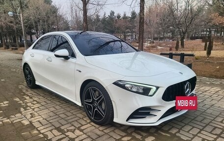 Mercedes-Benz A-Класс, 2022 год, 2 900 000 рублей, 3 фотография