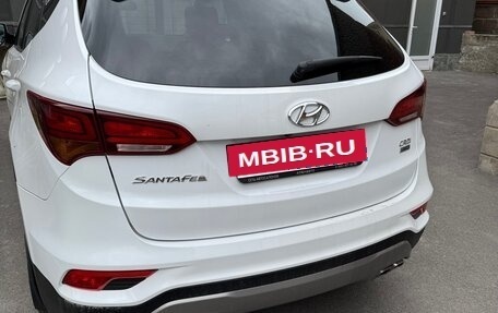 Hyundai Santa Fe III рестайлинг, 2017 год, 2 500 000 рублей, 5 фотография