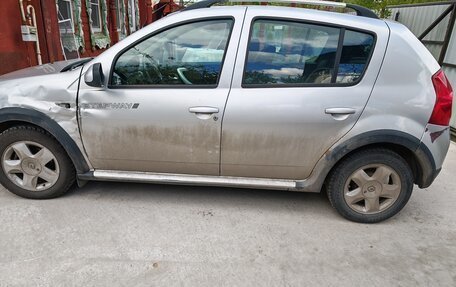 Renault Sandero I, 2014 год, 650 000 рублей, 3 фотография