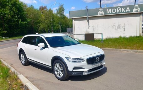 Volvo V90 Cross Country I рестайлинг, 2018 год, 2 500 000 рублей, 3 фотография