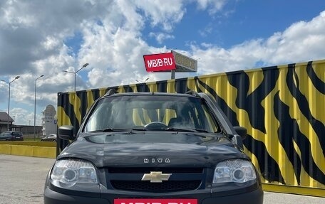 Chevrolet Niva I рестайлинг, 2013 год, 444 000 рублей, 2 фотография
