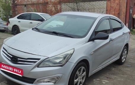 Hyundai Solaris II рестайлинг, 2014 год, 420 000 рублей, 14 фотография