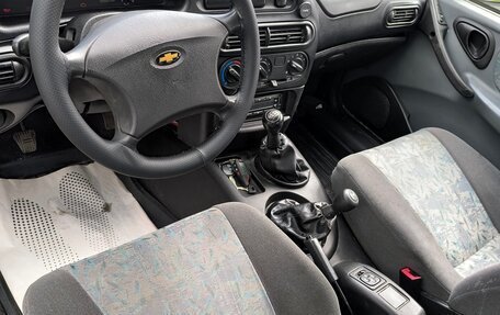 Chevrolet Niva I рестайлинг, 2004 год, 300 000 рублей, 6 фотография