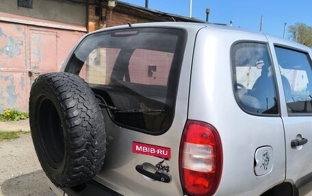 Chevrolet Niva I рестайлинг, 2004 год, 300 000 рублей, 14 фотография