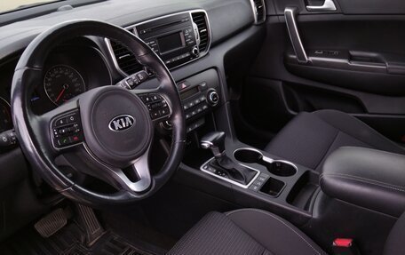 KIA Sportage IV рестайлинг, 2017 год, 2 300 000 рублей, 8 фотография