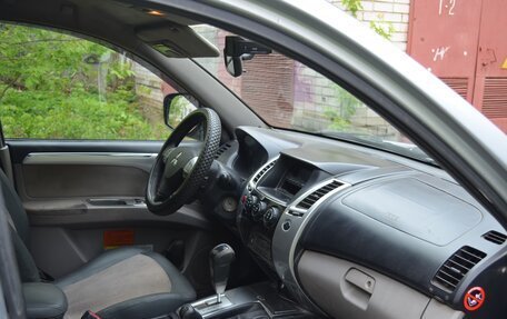 Mitsubishi Pajero Sport II рестайлинг, 2008 год, 1 500 000 рублей, 7 фотография