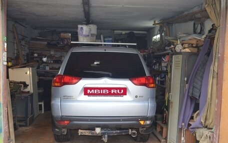 Mitsubishi Pajero Sport II рестайлинг, 2008 год, 1 500 000 рублей, 13 фотография