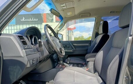 Mitsubishi Pajero IV, 2015 год, 2 282 000 рублей, 20 фотография