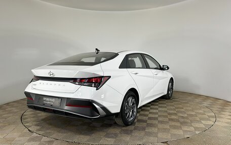 Hyundai Elantra, 2024 год, 2 470 000 рублей, 6 фотография