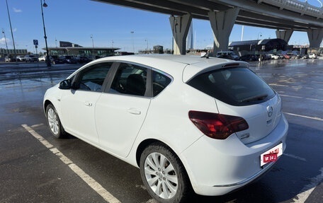 Opel Astra J, 2014 год, 1 150 000 рублей, 2 фотография