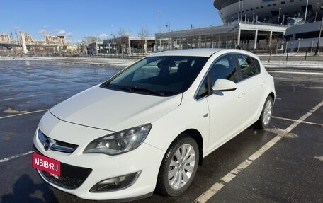 Opel Astra J, 2014 год, 1 150 000 рублей, 5 фотография